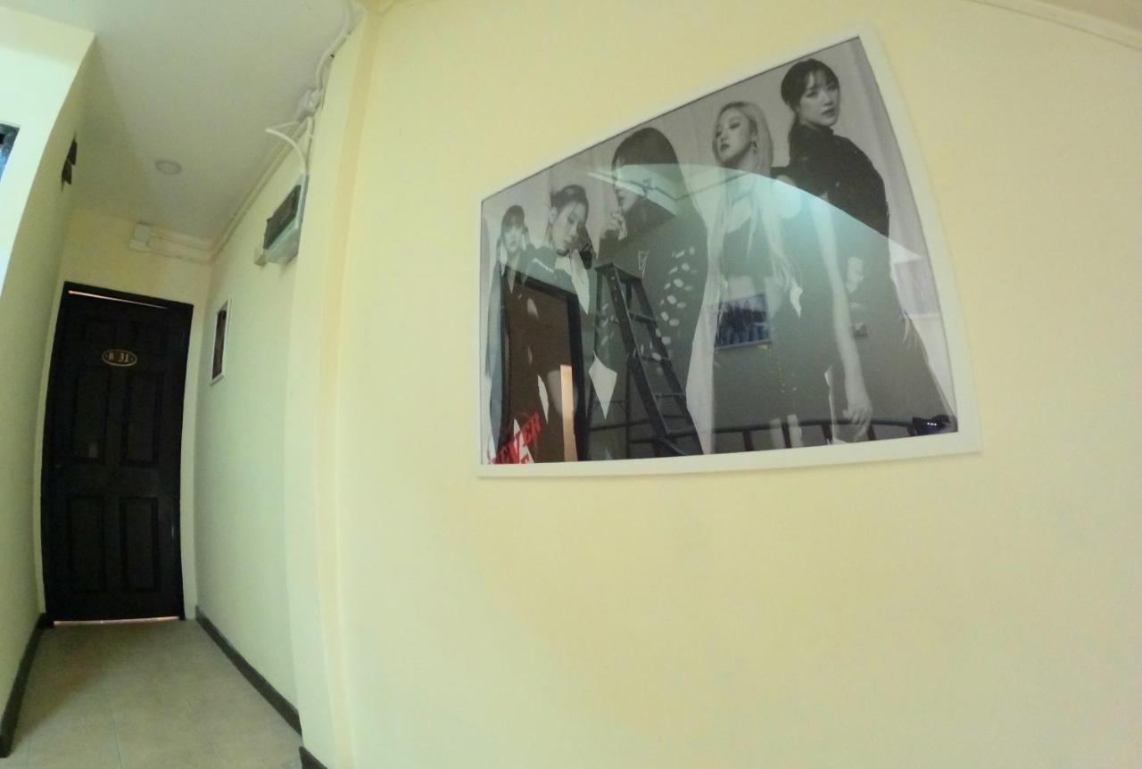 Kpop Hostel Karon Buitenkant foto